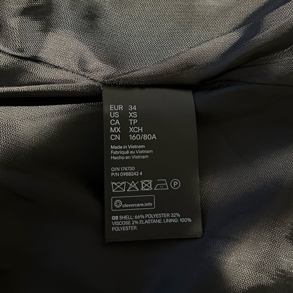 NWOT H&M Charcoal Gray Striped Fitted Blazer - Picture 6 of 12